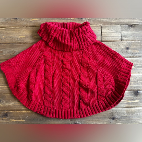 2t red turtle neck poncho - Picture 4 of 4